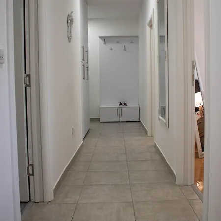 Lux Rose - Elite 74m2 *