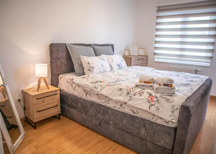 Διαμέρισμα Lux Rose - Elite 74m2 *